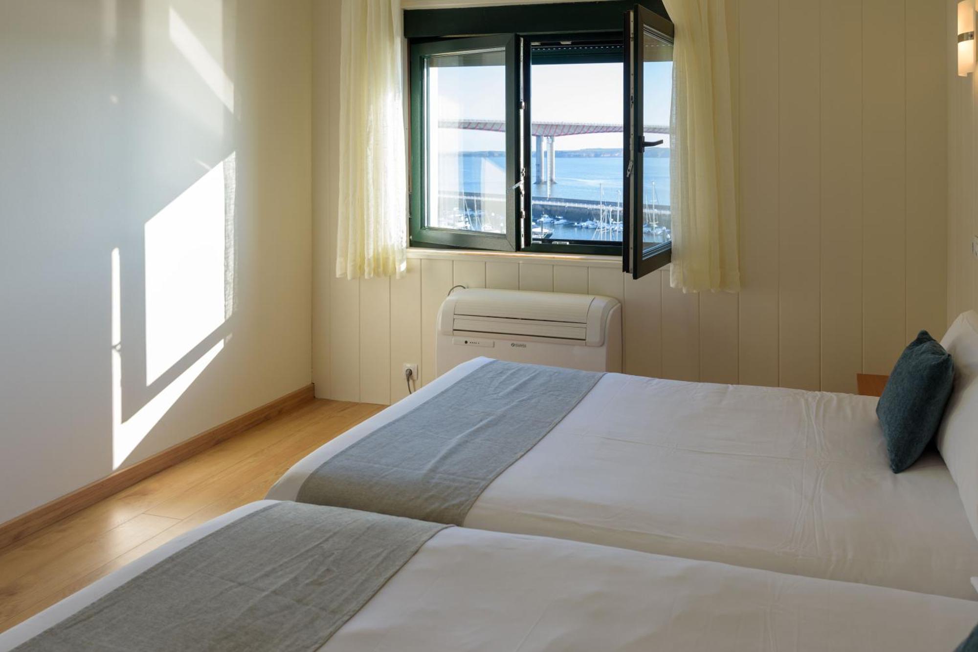 Hotel Alda Fogar Do Marineiro Рибадео Экстерьер фото